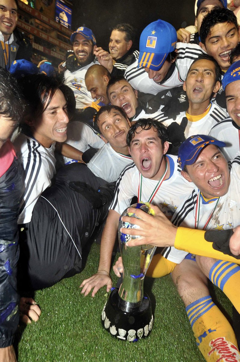 RafaDato2's tweet photo. Además de Tomás Boy la visita de Mazatlán traerá otro histórico de Tigres de regreso al 'Volcán': Israel Jiménez.

229 juegos y 3 goles como felino

Parte de la histórica defensa del 2011, autor del penal definitivo para ganar el AP 2015

10 títulos

Futbolista regio más exitoso https://t.co/U6L9MHr8CY