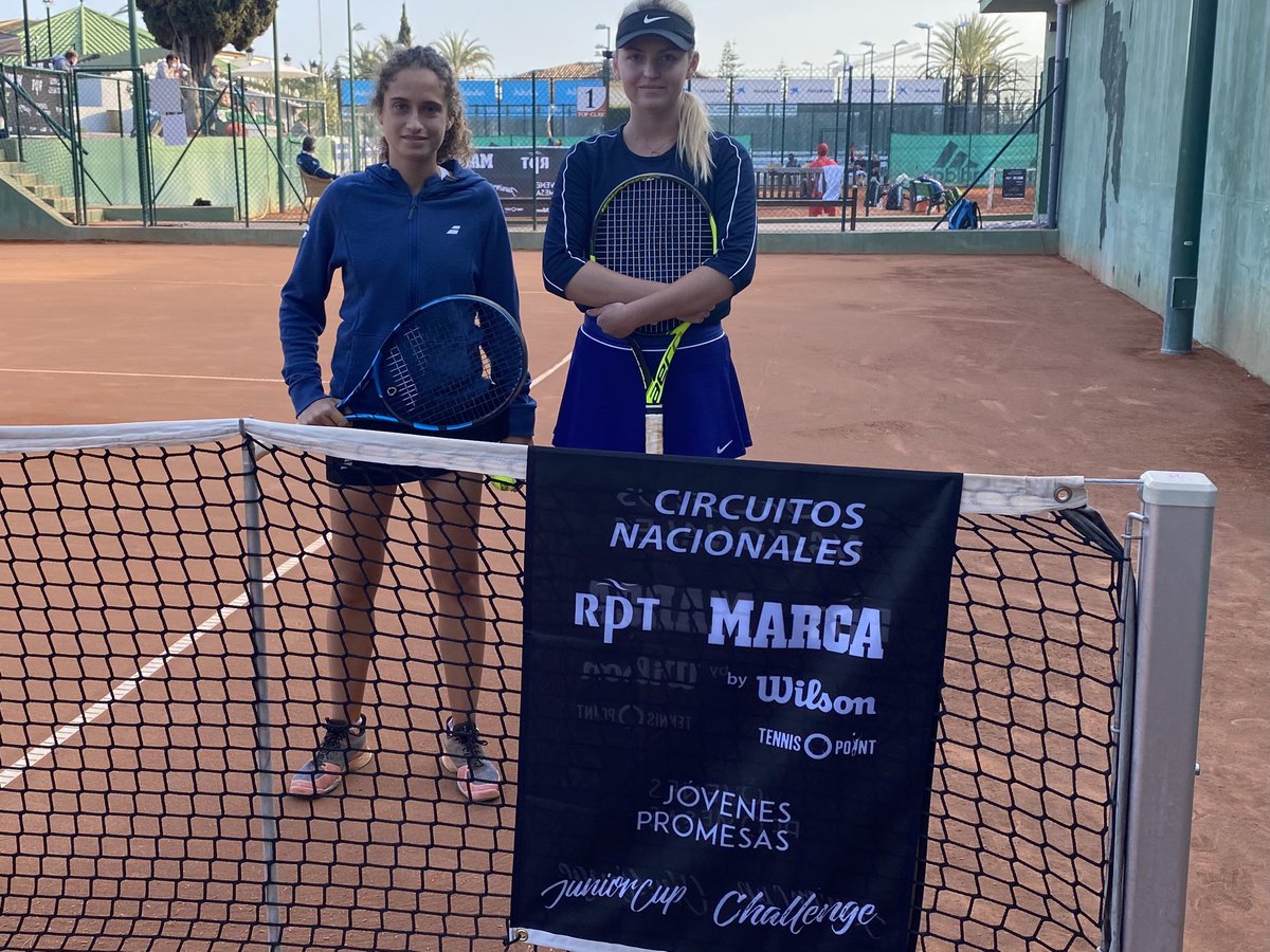 Final Femenina: Mª Dolores Lopez (1) vs Maria Paredes (2) en Marbella <a href="/MonterosRacket/">Racket Los Monteros</a> <a href="/Del_DepMarbella/">Delegación de Deportes de Marbella</a> del 3° Circuito Nacional <a href="/MarcaTMF/">MARCA Polideportivo</a> <a href="/RPTtourbyMarca/">RPT Circuitos Nacionales MARCA</a> Junior Cup U18 by <a href="/WilsonTenisEsp/">Wilson Tenis España</a> <a href="/TennisPointES/">Tennis-Point</a> con apoyo <a href="/RFETenis/">Tenis España</a> <a href="/fattenis/">#TenisAndalucía</a> Suerte 🎾