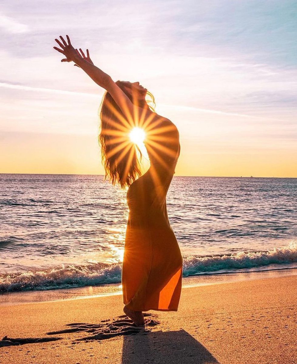 “Everything you need is already within you” - aminahtaha 🦋⁣

📸 @aminahtaha

#yoganature #yogainspiration #yogamountain #yogandhaoils #yogainspo #yogawarrior #beachphotography #beachyoga #livingexperience #beach #outdooryoga #movement #nature #dharmabuddy #yoga