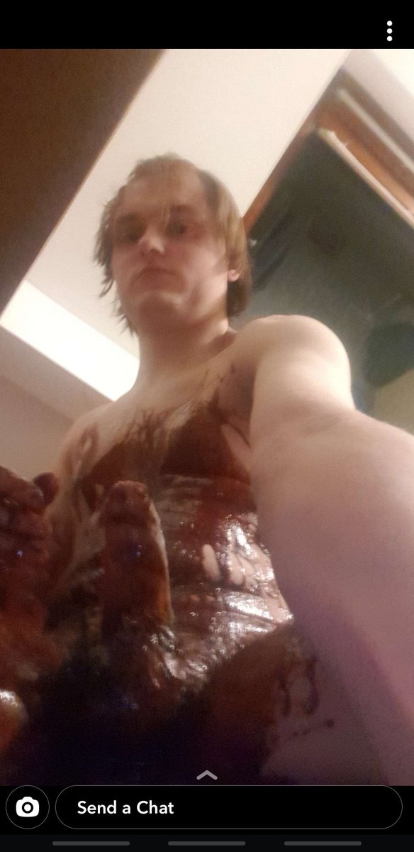 MasterD270's tweet image. A nice little drain for a certain cashcow 😂. Covered itself in chocolate for me and sent me £450 in just 10mins of draining. I was born to succeed over faggots. #Findom #Cashmaster #Cashcow #Findom  #CashFag
#Slave