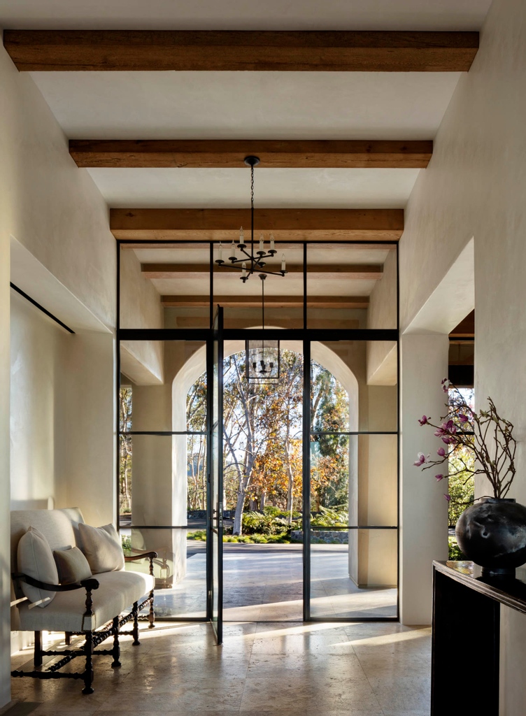 ParkerArchitect's tweet photo. Rhythm and depth animate the entryway of the Rancho Santa Fe Residence, using natural materials and finishes to convey rustic sophistication. 

PC: Durston Saylor Photography https://t.co/WkhDxMlN95