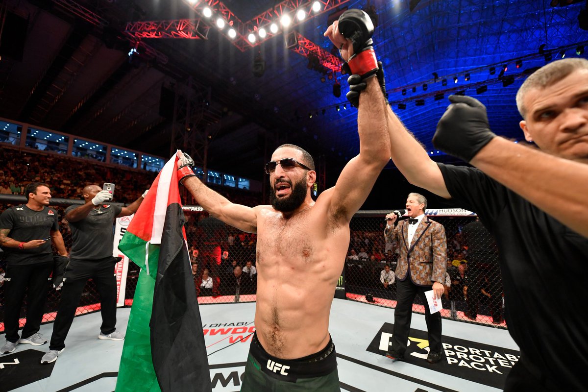 IlliniOD's tweet photo. Good luck to our alum, @bullyb170 on his main event fight tonight 🔥🦅 https://t.co/RzrSIm6nTb