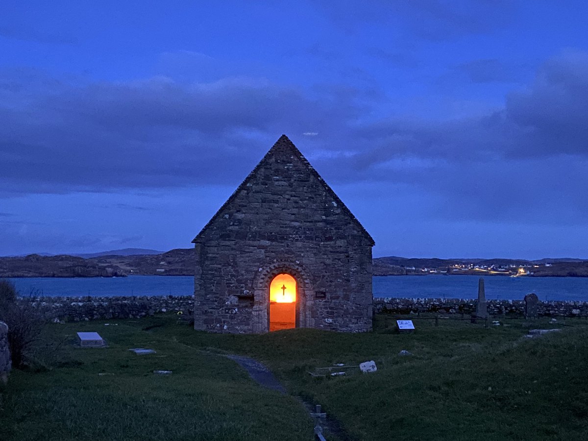 118 candles in the Oran Chapel, Iona Abbey: names of the women killed by men were read out, prayers said for their families &amp; dearest ones who love them &amp; miss them, for education, for perpetrators, for action against violence #ReclaimTheseStreets #ReclaimTheNight #SarahEverard