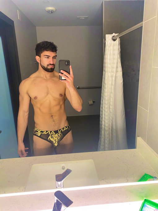 RT if I should ride your dick with these on 💦 💦 💦 https://t.co/TUr0T5B5zG