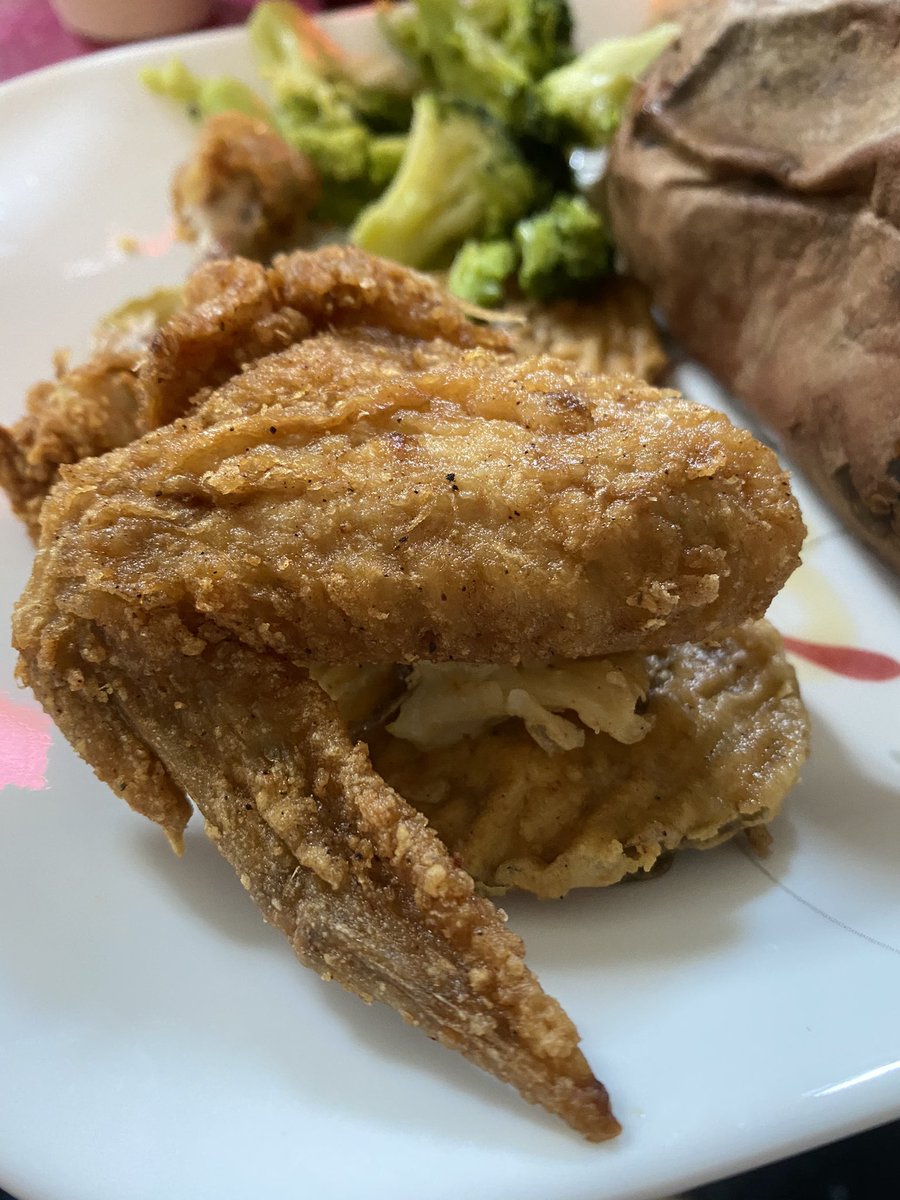 Cash Saver chicken! #vmbf2 <a href="/MemphisBeerFest/">Virtual Memphis Beer Fest</a>