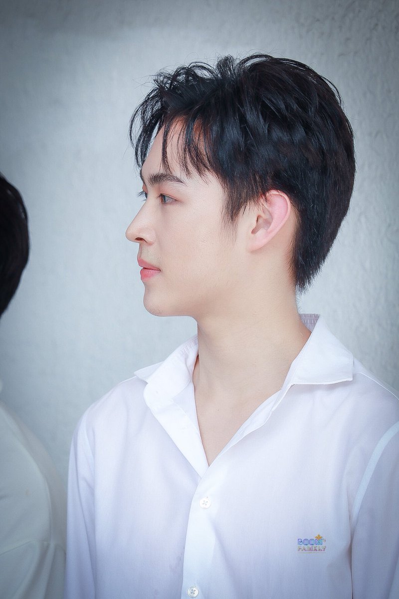 Good morning 😃
สวัสดีวันอาทิตย์กับเช้าที่สดใส 🥰

วันหยุดนี้ทำอะไรอะไรกันบ้างเอ่ย??? 
ส่วนแอดนั้นกำลังตั้งใจทำรูปเพื่อทุกคนอยู่ครับ 😂
~
#7project
<a href="/BoomKrittapak/">Boom Krittapak</a>
#BoomKrittapak
#ChulaCuteBoy