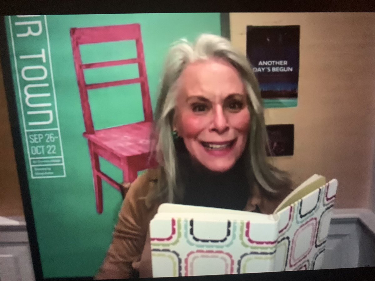 XtineHughes's tweet image. Jane is one tough dumpling 🤣 #PPVPlayingHouse #PlayingHouseReunion #JaneKaczmarek @Jessica_StClair @lennonparham