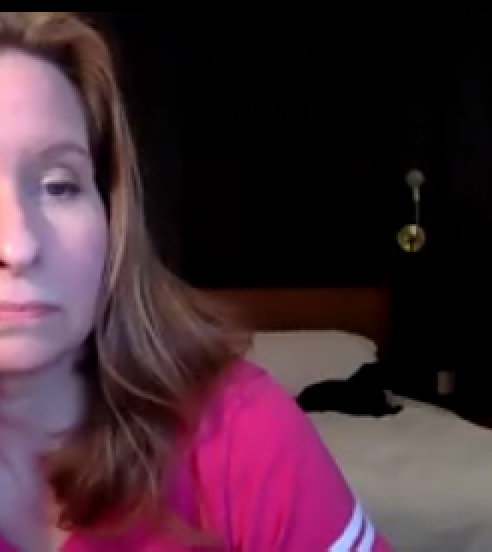 Now completely obsessed with how many cats <a href="/lennonparham/">baby angel</a> has. They seem to be swarming around her on the #PlayingHouseReunion