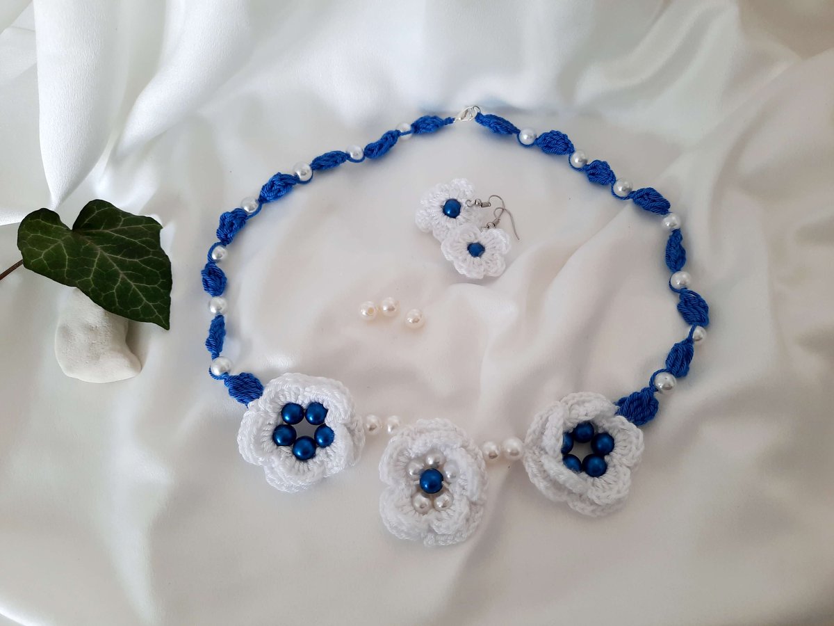 elena1r's tweet photo. Visit GreatMade Creation for beautifull handmade necklaces
https://t.co/OOlL4fm6I5 https://t.co/KVdcinnWbM