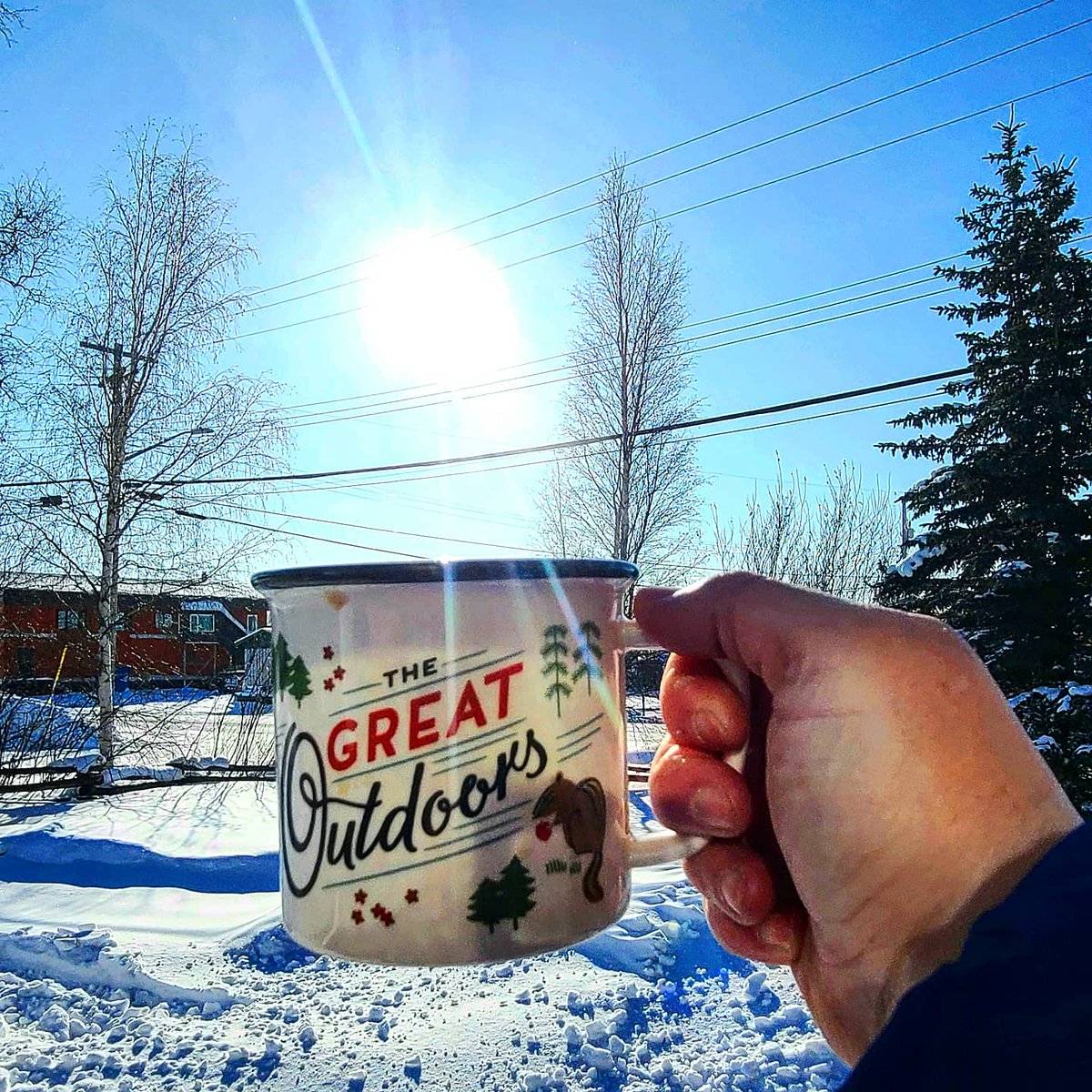 A Sunny pre-Spring Saturday in Inuvik.

Hot Coffee ☕ ✔
Toque &amp; Sunglasses 🕶 ✔
Freshly Shoveled Deck ❄ ✔
Saturday CKLB Request Show🎙✔

#Inuvik #TrulyArctic #ArcticLife #SpectacularNWT