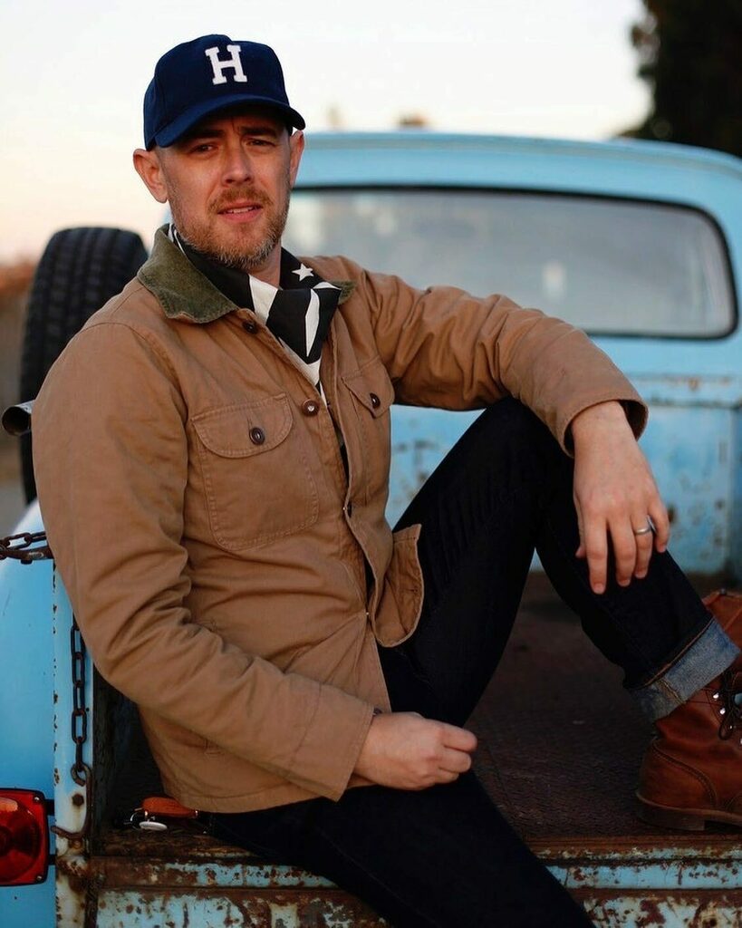 An old truck, your favorite jacket, a trusty hat &amp; a Kerchief... That’s all you really need. @hankskerchiefs has got you sorted Kerchiefs wise. instagr.am/p/CMX8MkCMYne/