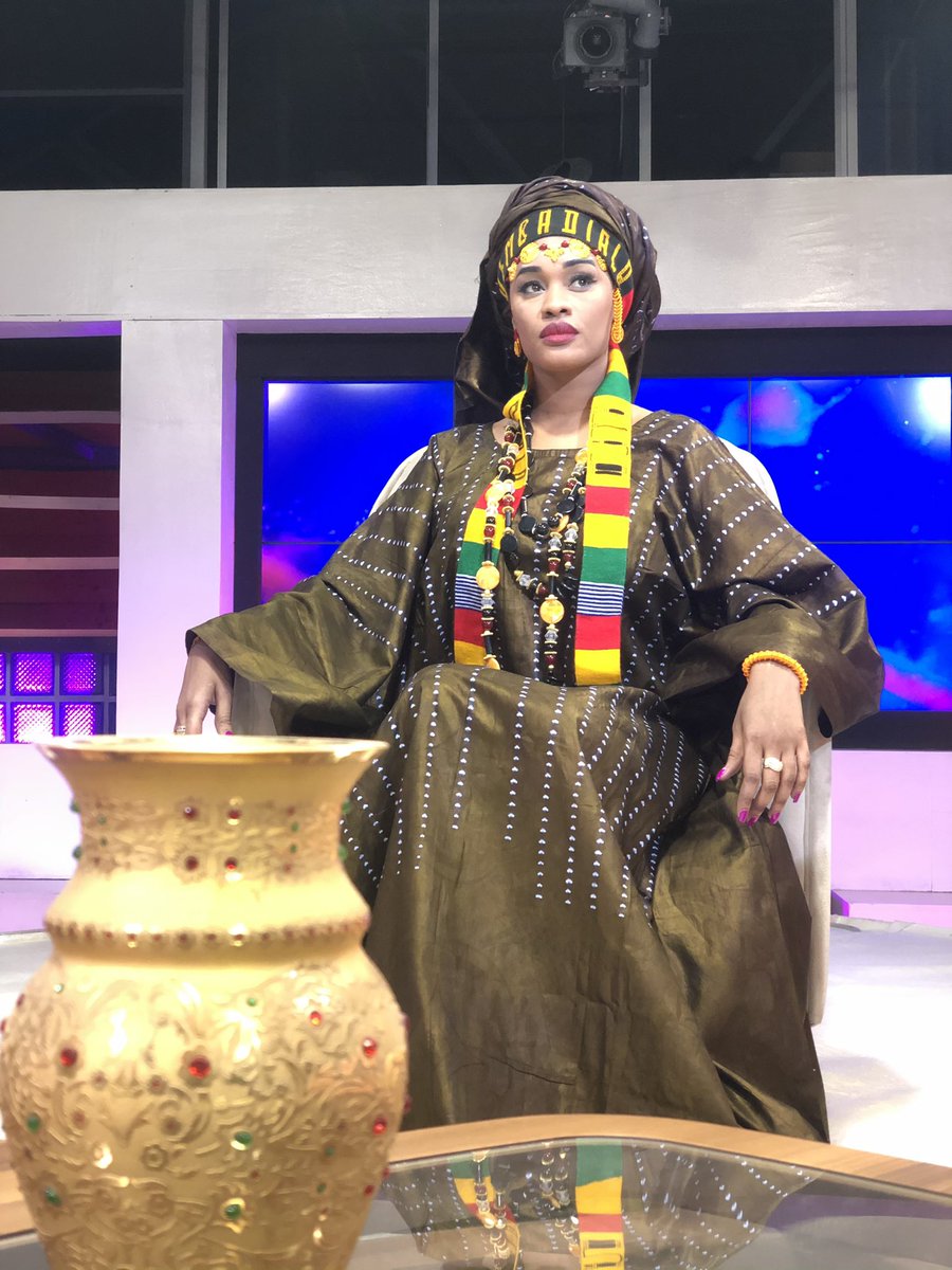 2stvsenegal's tweet photo. đVotre Ă©mission #vousetnous câest dans un instant en direct sur la #2stvlive avec la #teamintense @endy_chic https://t.co/S4mme1d1MH
