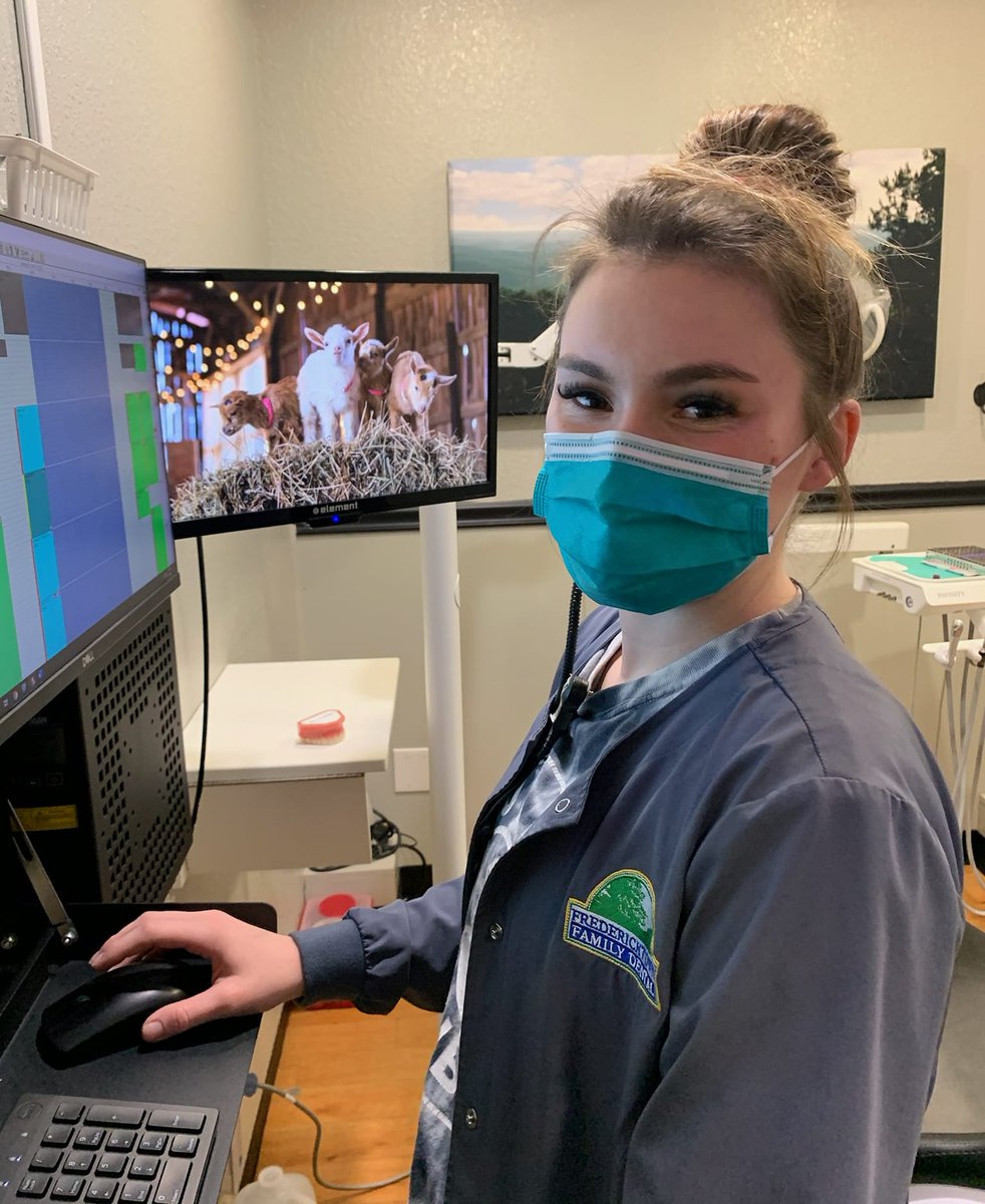 ftfdental's tweet photo. Makena is another of our excellent dental assistants. One of her favorite pastimes is to go "jeeping." We love having Makena on our team! Dental Assistants rock! 😁👏
#DentalAssistant #DentalAssistantsWeek #BestStaffEver #OurTeamRocks #AssistantsRock https://t.co/7tNIFppb35
