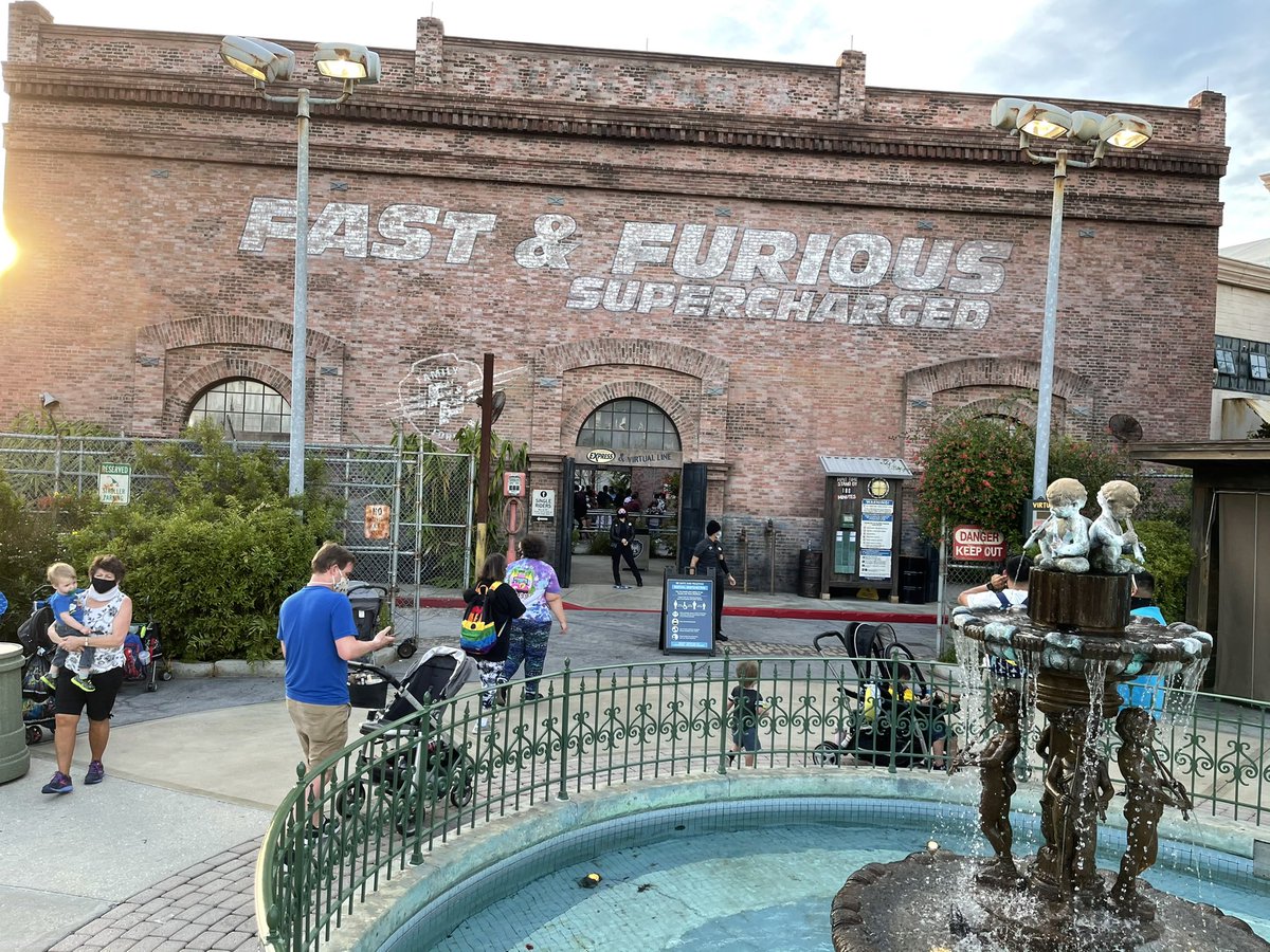 TheUGseries's tweet image. 100min standby wait for #FastFuriousRide, and thanks to #MardiGras2021 food booths, the exit has become the worst bottleneck in @UniversalORL . No, I don’t understand it either. ^@skubersky