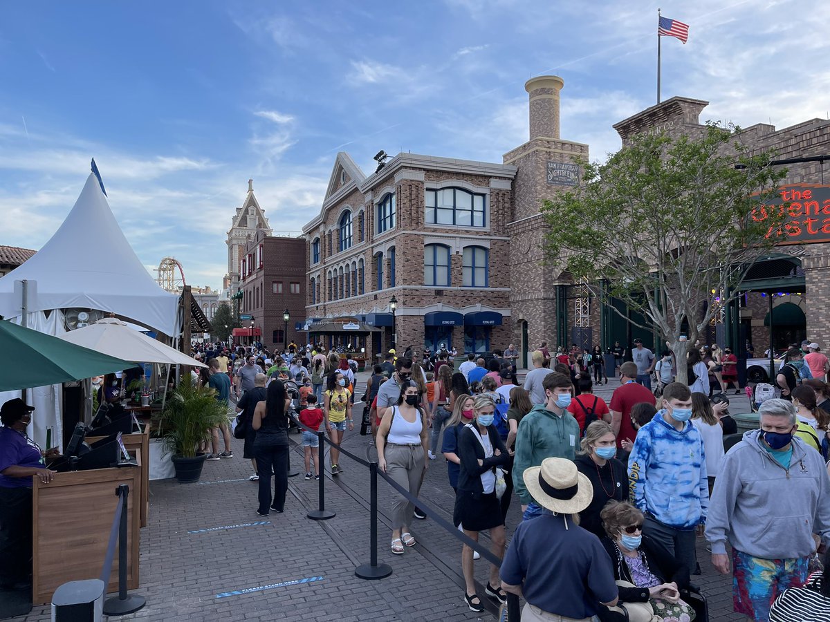 TheUGseries's tweet image. 100min standby wait for #FastFuriousRide, and thanks to #MardiGras2021 food booths, the exit has become the worst bottleneck in @UniversalORL . No, I don’t understand it either. ^@skubersky