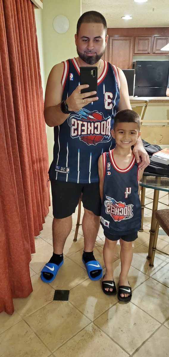 Hennessy Papi tweet media