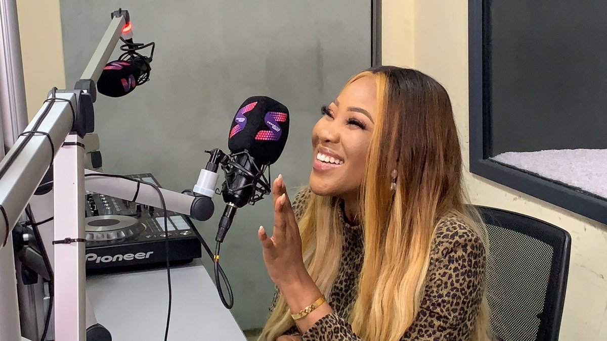 Soundcity985FM's tweet photo. It’s been a day for the Elites! 

Happy birthday to the star girl @EricaNlewedim 
The lady with the Magic smile 😊 
#HappyBirthdayErica https://t.co/i1drOg168I