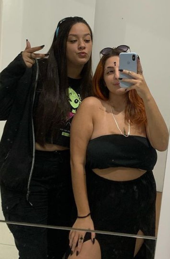 beckgiirl's tweet photo. Queria uma última chance de te abraçar, bjar, fofocar e dançar agarradinha no front. Hj me sinto incompleta, pq sei q uma parte de mim se foi com vc. Ainda sonho com um abraço seu pra me acalmar. Descanse em paz minha faixa, sei q o céu está em festa com sua chegada. Te amo!❤️👼🏻 https://t.co/NnW3jmfEqH