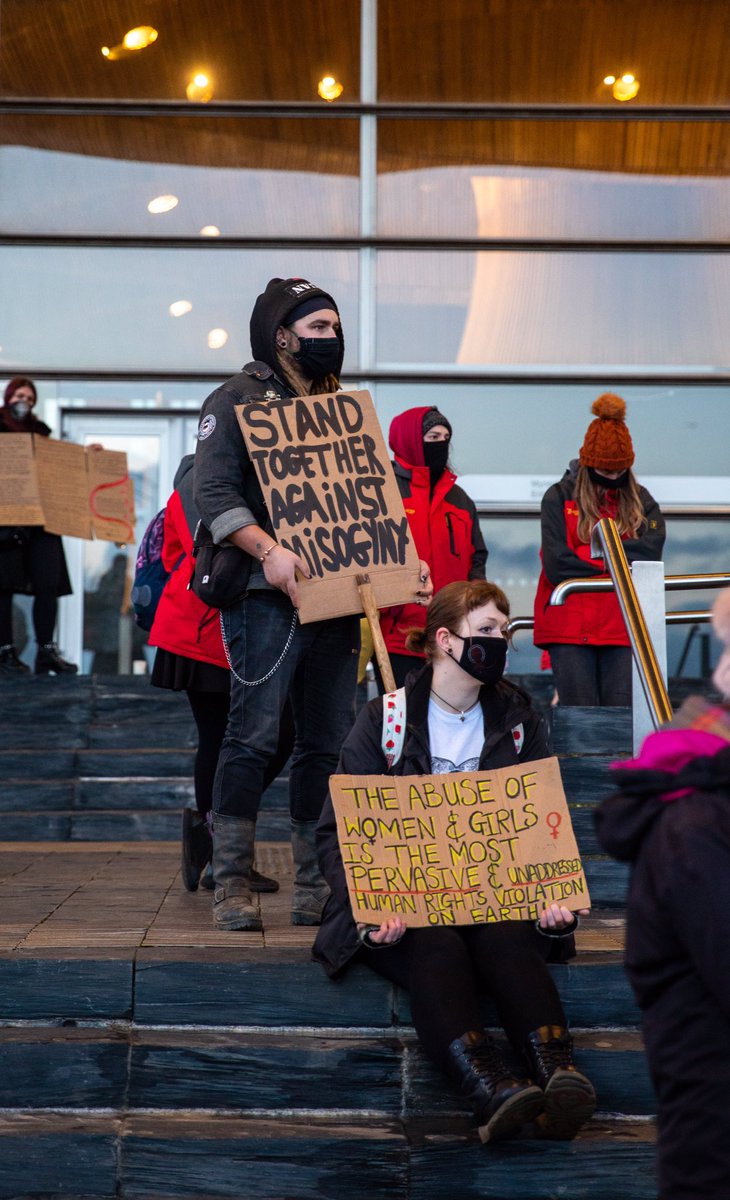lilyphotoj's tweet photo. Protest held in place of the cancelled Reclaim These Streets vigil at the Senedd, Cardiff #photojstudent #ReclaimTheStreets #notallmenbutallwomen https://t.co/g9LIwcjrWh