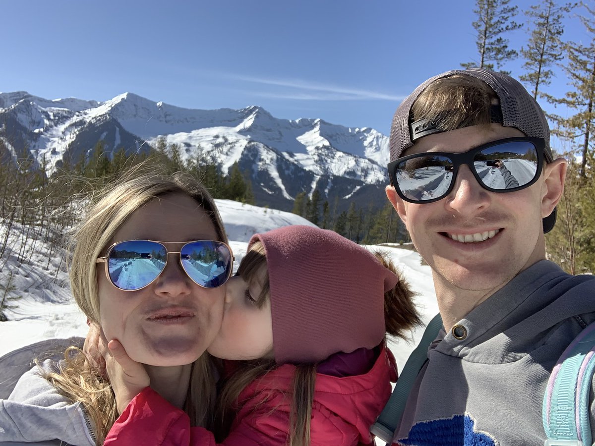 mfricker09's tweet photo. @TheRossTaylor Get outside! https://t.co/TOYiTm6Dpb