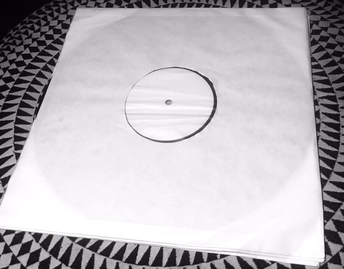 Just came across the test pressings of Rie Nakajima’s wonderful Four Forms. Snag one on bandcamp: consumerwaste.bandcamp.com/album/four-for…