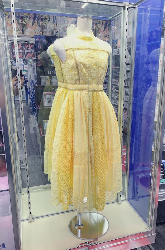 ani_yokohama's tweet photo. 👗#アニ横映像 情報👗

Bul-ray #鬼頭明里 さん1st LIVE TOUR
『 Colorful Closet』好評販売中ハマ✨

≪店頭抽選会≫≪衣装・パネル展≫は
⚠️⚠️【3月14日(日)】本日最終日⚠️⚠️

抽選会はハズレ無し✨
【B賞 ライブフォトパネル】残ってますハマ🙌
キャンペーン詳細はPOPをチェック👀
#ColorfulCloset https://t.co/vDZ6rPoS2z