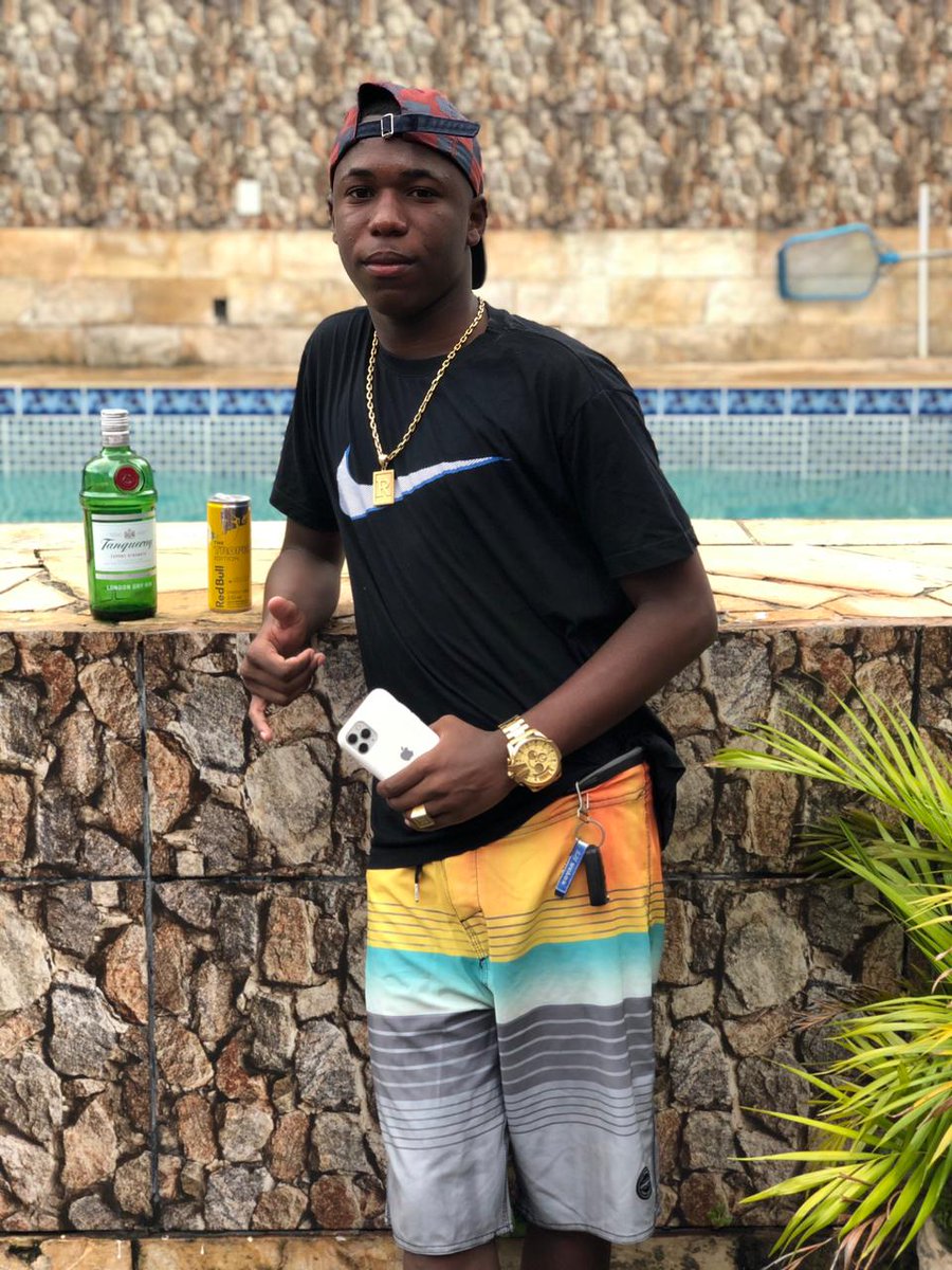 RonaldMota20's tweet photo. 🤴🏾🤤 https://t.co/mC8R8Fc1Xi