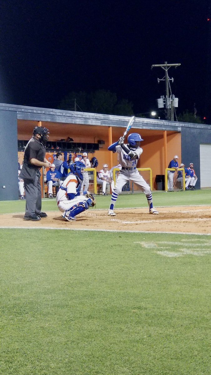 BikarJr's tweet photo. Thanks for the photo of me, I appreciate you 💙⚾️🔥 https://t.co/yEIUi3c0vw
