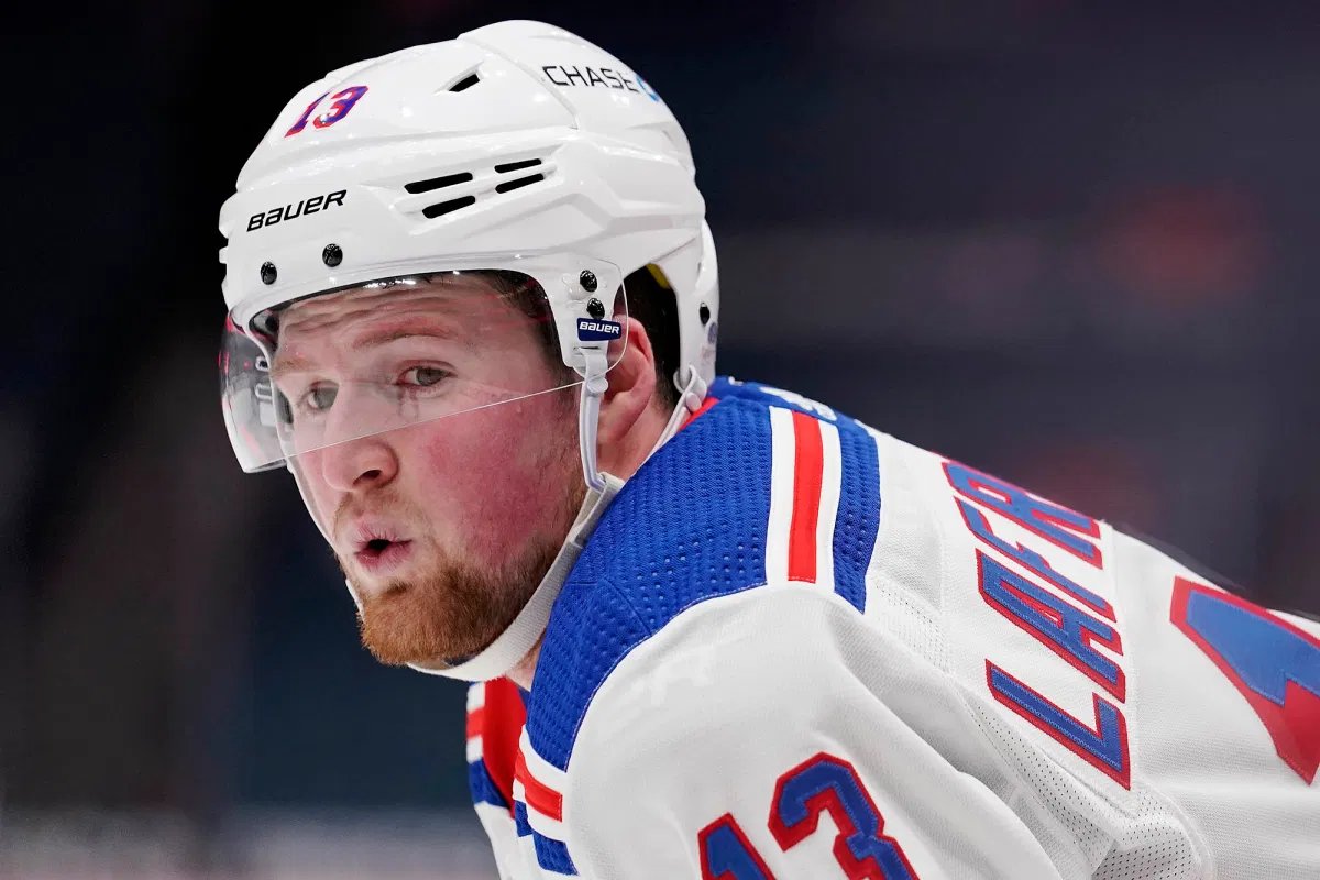 Je croyais qu'il était bien parti sur sa séquence de point dernièrement!!! Aucun point à ses 5 derniers matchs! Je crois simplement qu'il n'est pas à sa place "in the big apple"!!!!!!?