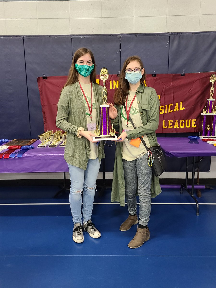 WSCampbell312's tweet image. Shelbyville earns 1st place Intermediate Certamen at IJCL Latin Convention!! 🥇 Great job, Isabella and Madelyn!!
@shelbyhsbears 
@indiana_jcl