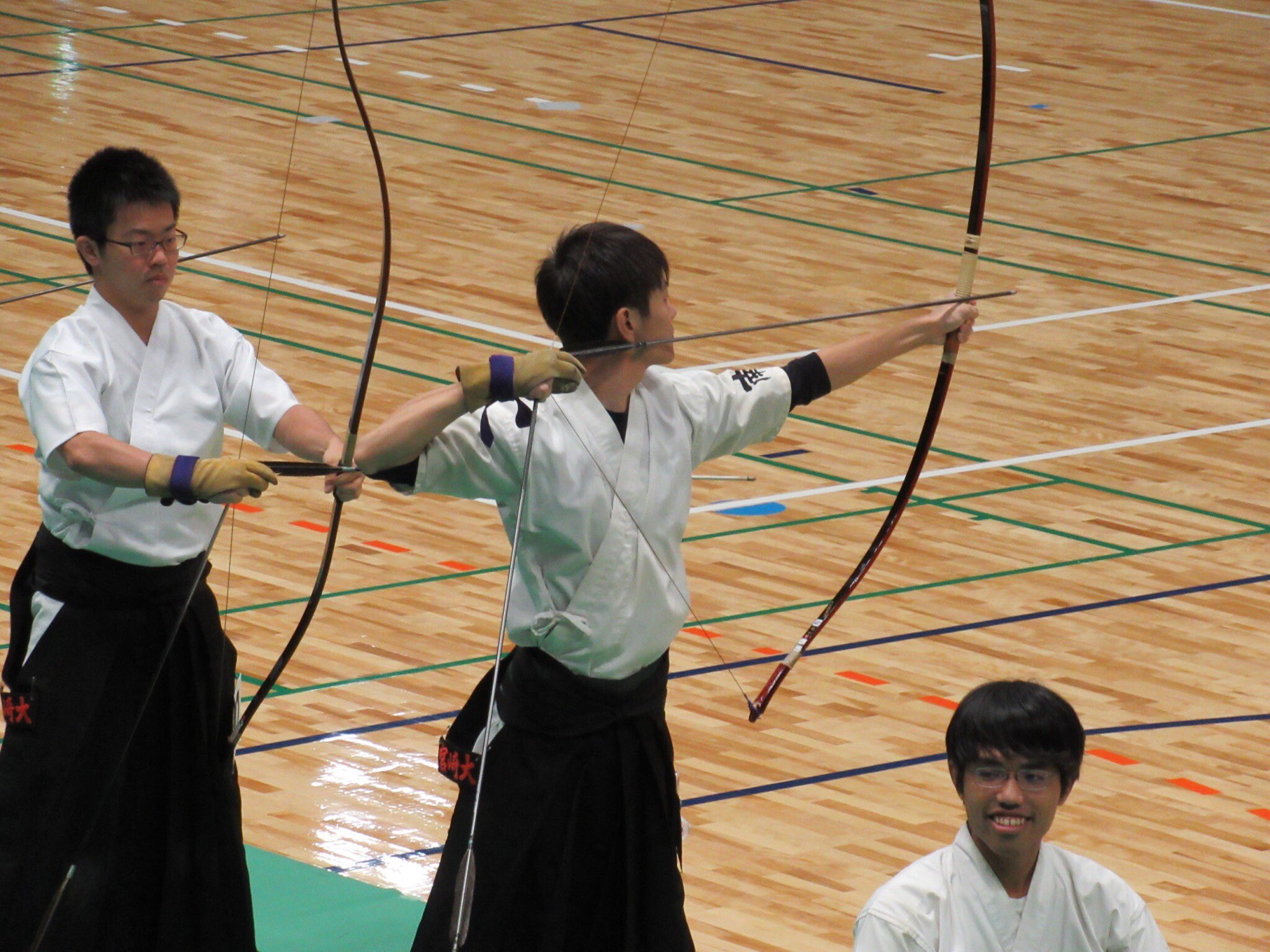 宮崎大学弓道部正鵠館 受験生の皆さん お疲れ様でした 後期日程も終わり 今後の生活を考えている頃でしょうか サークル入ろうかな サークル何にしようかな と思ってる方は 弓道場に足を運んでみてください 見学の時間帯をご連絡