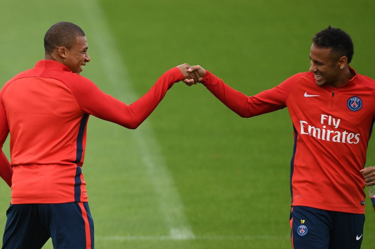  @KMbappe  @neymarjr Masonic handshake in their first training session together , mbappe & neymar are sellouts , I personally think mbappe is a Manchurian athlete, him and haaland to dominate future football , perfectly scripted near the end of the CR7 & Messi era , no coincidences