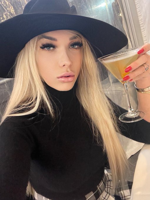Always at @DelFriscosNYC 
My favorite cocktail the #vip https://t.co/AnwHEv0MXJ