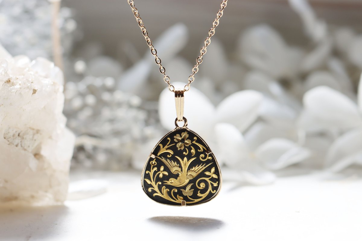 海福雑貨 海福雑貨通販部の ヴィンテージアクセサリー に ネックレスを2点upしました T Co Jmv8fpdv3q