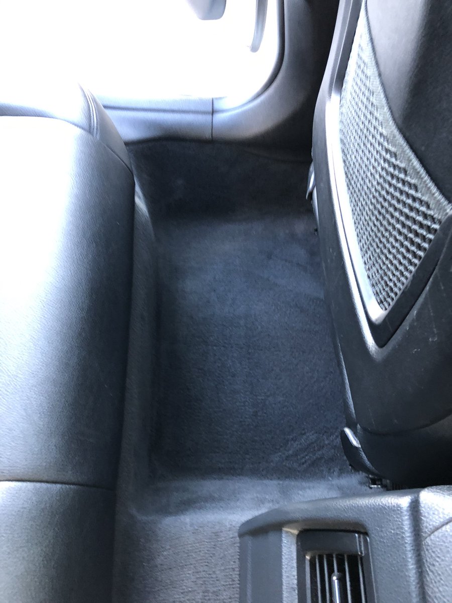 Another day in the this detailing life ! 
Send me a Dm to book your appointment today . 

Ask about this month special package!!!  
Retweet and like for me 🙏! Thank you all for the support it’s going be a great summer .