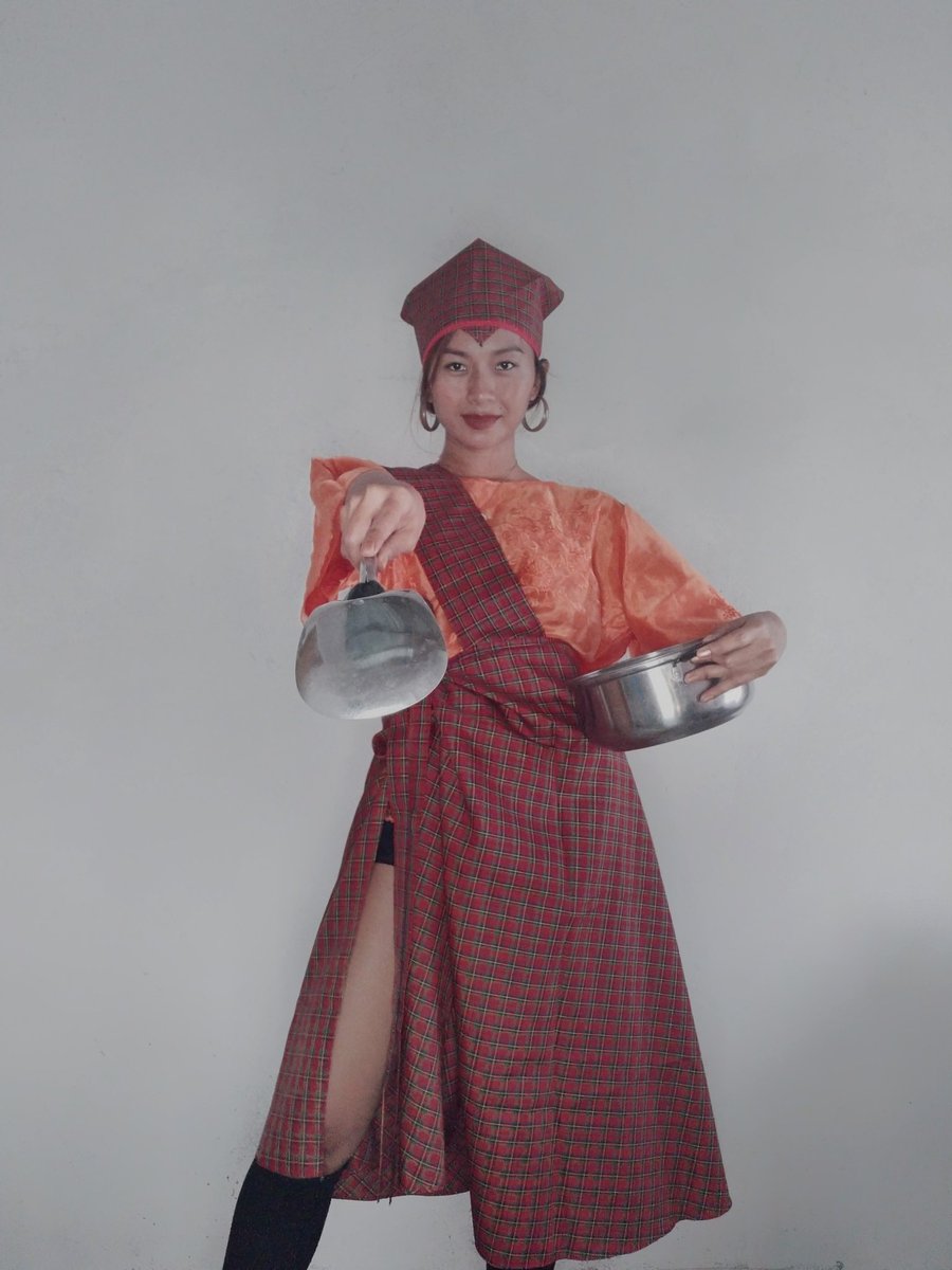 ninjanice_'s tweet photo. Ginisa, adobo o ako? ๐คค
charot kaon carrot
#EducationalPurposeOnly #Filipina https://t.co/NULif7WF7A