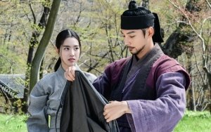 edsiyoon's tweet photo. Beautiful Couple ๐๐ค๐
Yoon Si Yoon โช Jin Se Yeon ~ #yoonyeon
Grand Prince ๐๐ค๐๐๐๐
#์ค์์ค #yoonsiyoon #yoonshiyoon #yoondonggu #ๅฐนๆฝๅ
#ใฆใณใทใฆใณย #์ค๋๊ตฌ #์์ ๋ #์น์์ค #mylove #myhappypill #mysunshine #myoneandonlyyoon #LoudAndProudFanOfYSY๐โโ๏ธ #๋ชจ์์ํฐํ
์ธ๋จผํธ https://t.co/B9jFKfyrG5