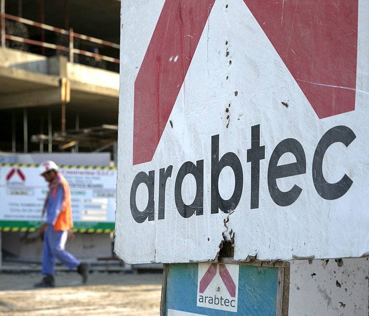 CWMiddleEast's tweet photo. BIG NEWS!
Arabtec Holding has submitted a bankruptcy petition in addition to subsidiaries, which include Arabtec Construction, Austrian Arabian Readymix Concrete Co., Arabtec Precast, Emirates Falcon Electromechanical Co | #Arabtec #ArabtecHolding #UAE
https://t.co/7NVNGfoFok https://t.co/Z1hYJjvRqr