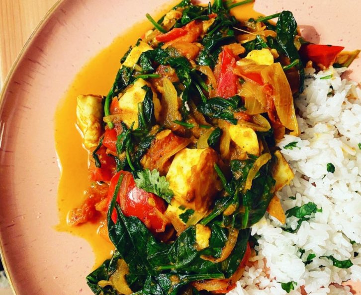ByChefJen's tweet image. For the week ahead, why not take some inspiration from my #recipes to inspire you? This #vegetarian saag halloumi is one of my favourite dishes to make! Find the recipe here bit.ly/393xRm1👩‍🍳🍛
#sundayvibes #recipe #chef #londonchef
