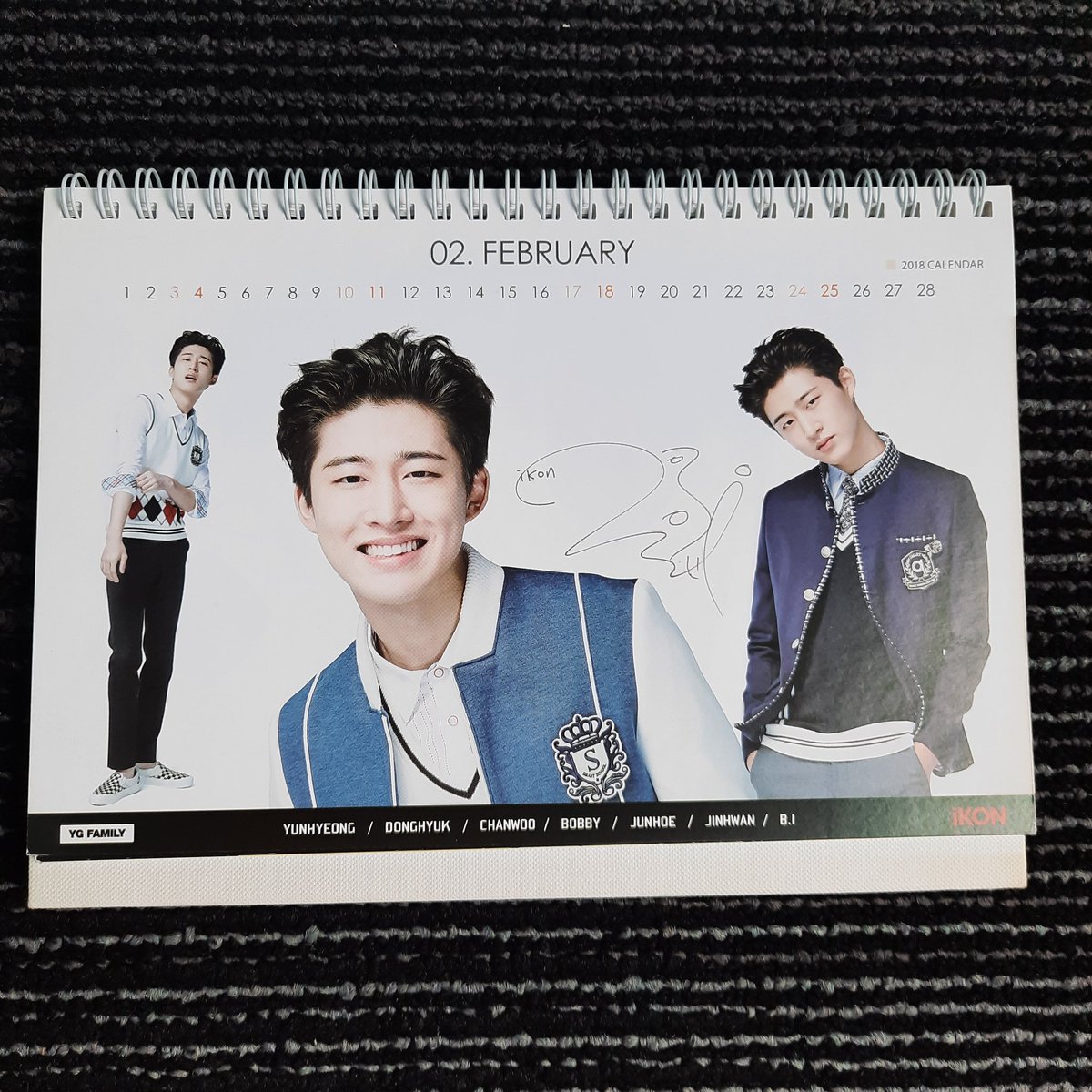 bepeuGO's tweet photo. #bepeuGA 6/?
β
MBF us
β
RT & Like
β
Mine + picture of iKON with Jisoo during Smart endorsement π
β
Shopee checkout (c/o winner) https://t.co/FAvvIGiYuY