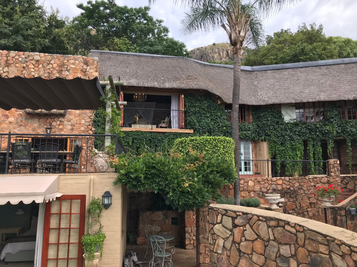 EnVHartees's tweet photo. Kosmos Village
4,000,000 ZAR / E&amp;V ID ENV124806 / Alan Grobler - 072 285 5025
Dream home with French flavour! Four bedrooms, recreation room, entertainment patios, views, plenty of garaging and parking - bring your offers!
Link: https://t.co/IlT3cePj4T
#kosmosvillage https://t.co/obqPlWZMDX