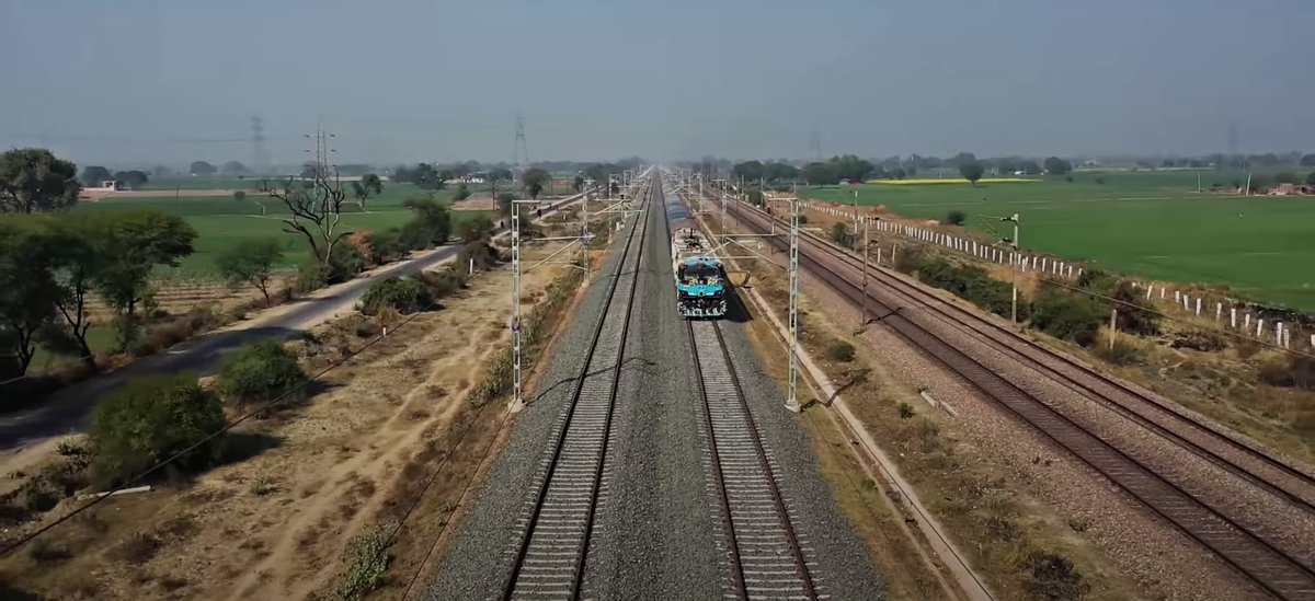 Cómo contribuyen las empresas españolas al megaproyecto que está transformando el transporte de mercancías por ferrocarril en India.  <a href="/AldesaGlobal/">Aldesa Global</a>
 <a href="/TYPSAGroup/">TYPSA</a>

En: infraestructurasymovilidad.com