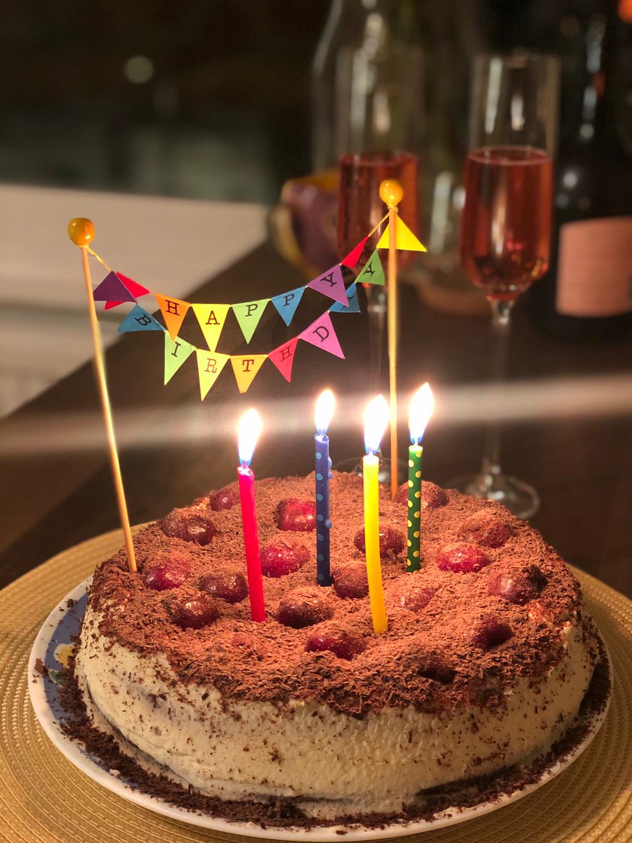 missmocherla's tweet photo. Baking never felt so good~ https://t.co/9Mar5HF3JC