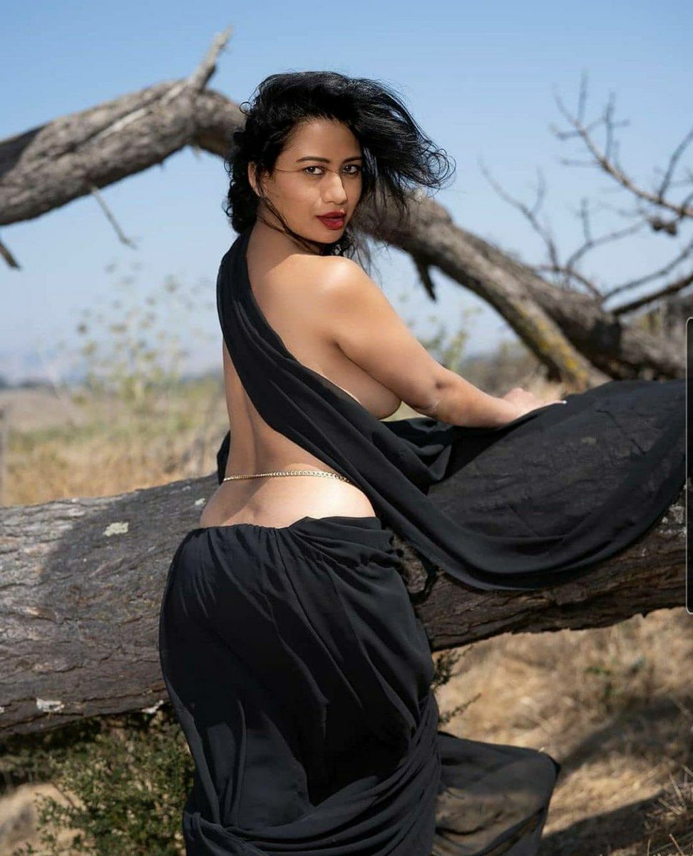 Jungel mai #mstud ka wait karte hue