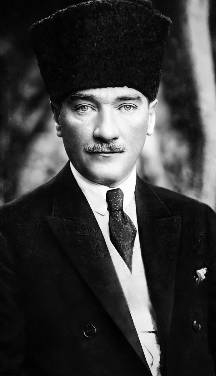 AnotherMehmet's tweet photo. Hem çok  #büyükaşk ve hiç bir zaman bitmeyecek bir aşk iyiki varsın, vardın paşam 
    ATATÜRK https://t.co/DL2XpjAifX