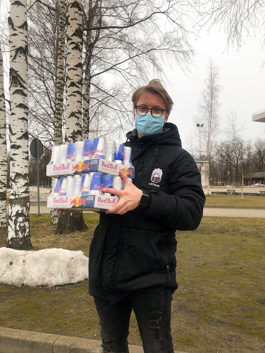 LiveTvLv's tweet photo. Simpātiju balva no @RedBullLatvia ��ajā turnīrā nonāk pie Brālis Egīls komandas! https://t.co/cXxP8T0MTF