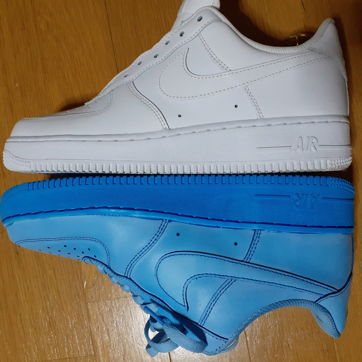 フォロワーも増えたので…
出来る事
⊕レーザー加工
⊕各種プリント
⊕細かいイラスト
⊕補色、ケア
⊕スニーカー染色
⊕スニーカーアッパー修理
⊕ミッドソールへのプリント
⊕オリジナル小物の作成
⊕インソール

出来ない事
⊗大掛かりなペイント
⊗大掛かりなイラスト
⊗大掛かりな修理
↓サンプル