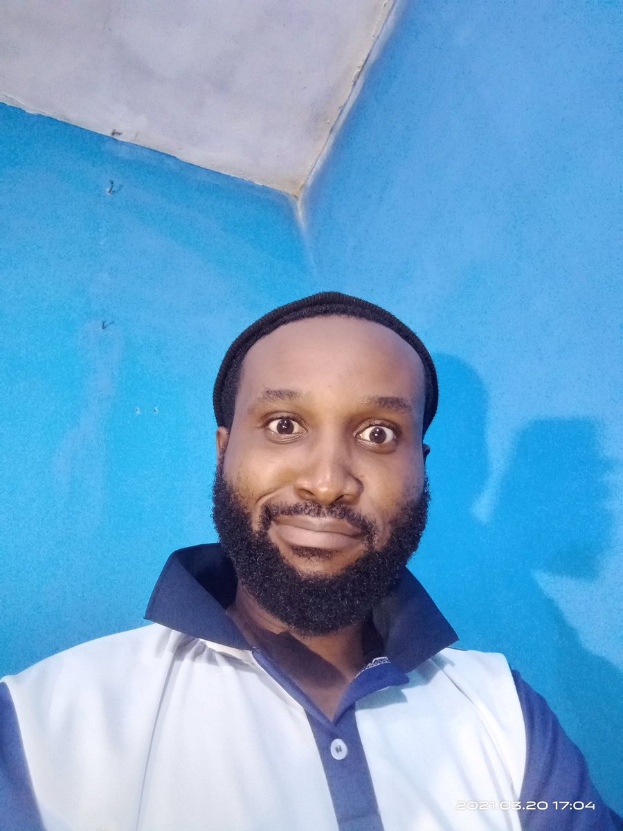 Nelchizzy1's tweet image. How u like me now?
Shaved = too serious.
Unshaved = mr Funkitude

#funkitude #mrfun #mrfunkitude