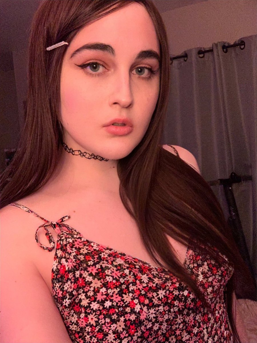 claireabella 🏳️‍⚧️♡ on X: RT if im cute enough 2put a ring on #tgirl #mtf  #brunette t.coQ1OIU6XZIJ  X