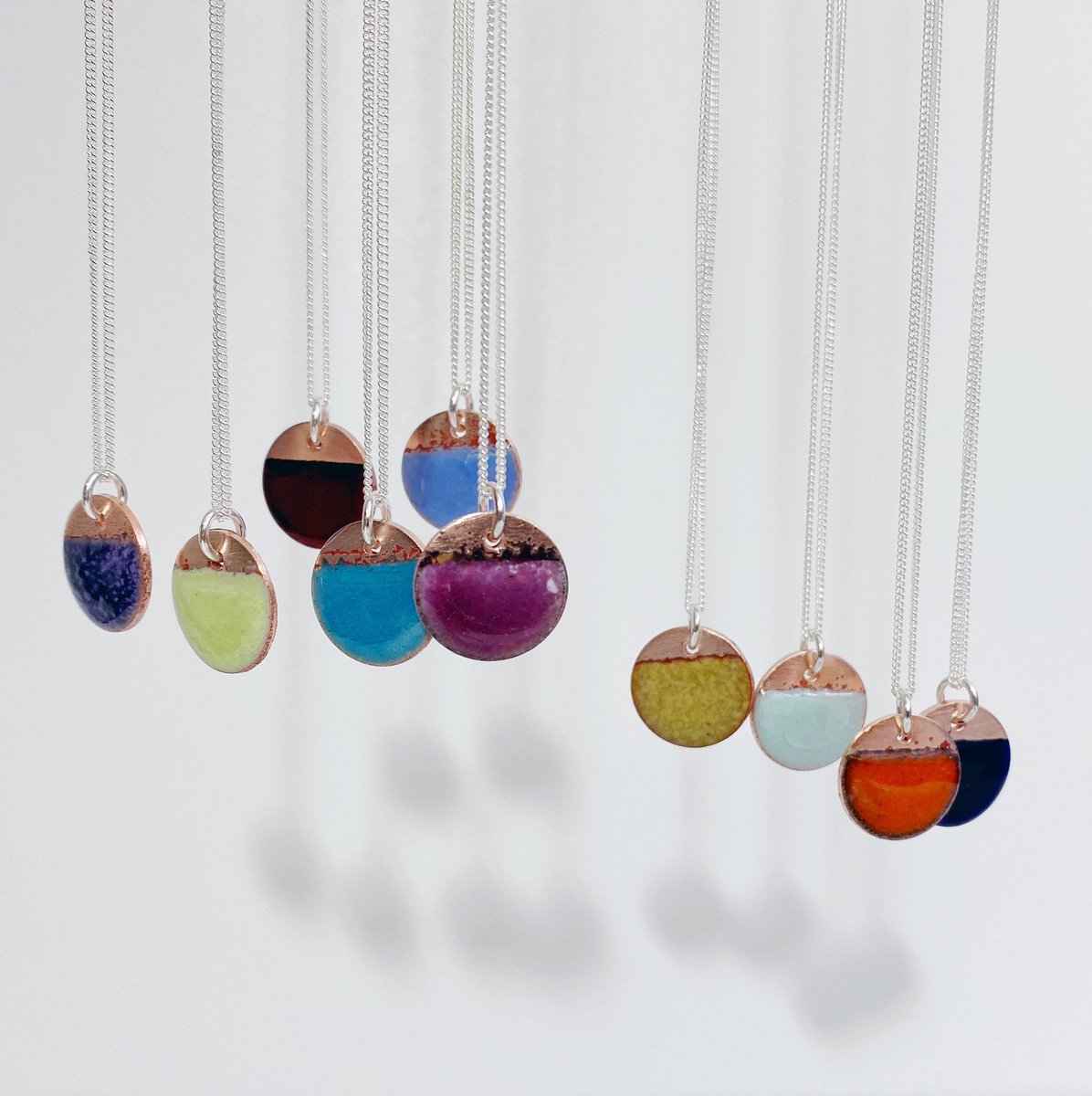 Copper Enamel Disc Pendants in a choice of colours, Geometric Colourful Pendants etsy.me/3ve9D1M ##MHHSBD #EtsyUK #HandmadeHour #Inbizhour #UKGiftAM #CopperEnamel